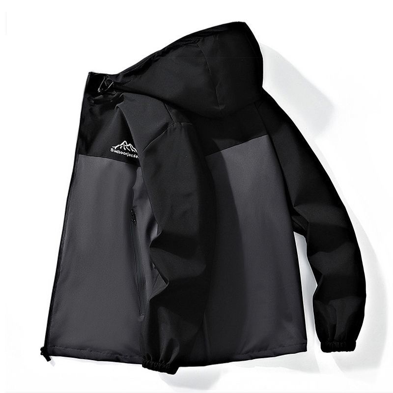 Streetwear Brand Store - Appendiabiti Espositivo per Giacche e Cappotti