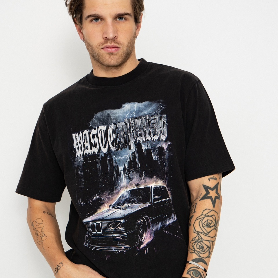 T-shirt di tendenza Curse Pari - Streetwear Brand In Paris recensione e prezzo