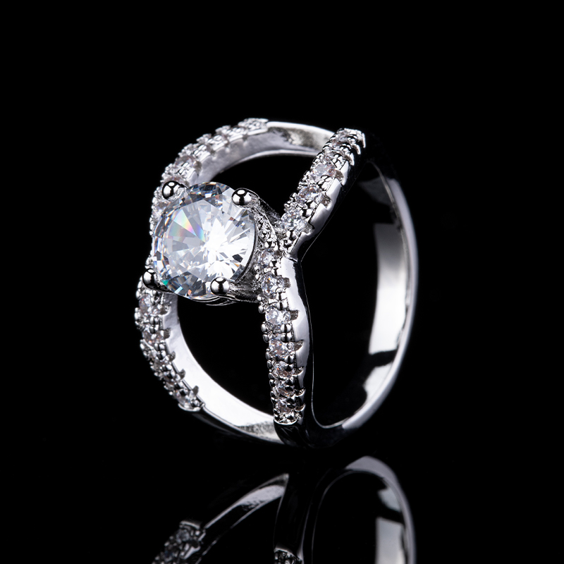925 Sterling Silver Shiny Zirc - Streetwear Brand Rings recensione e prezzo